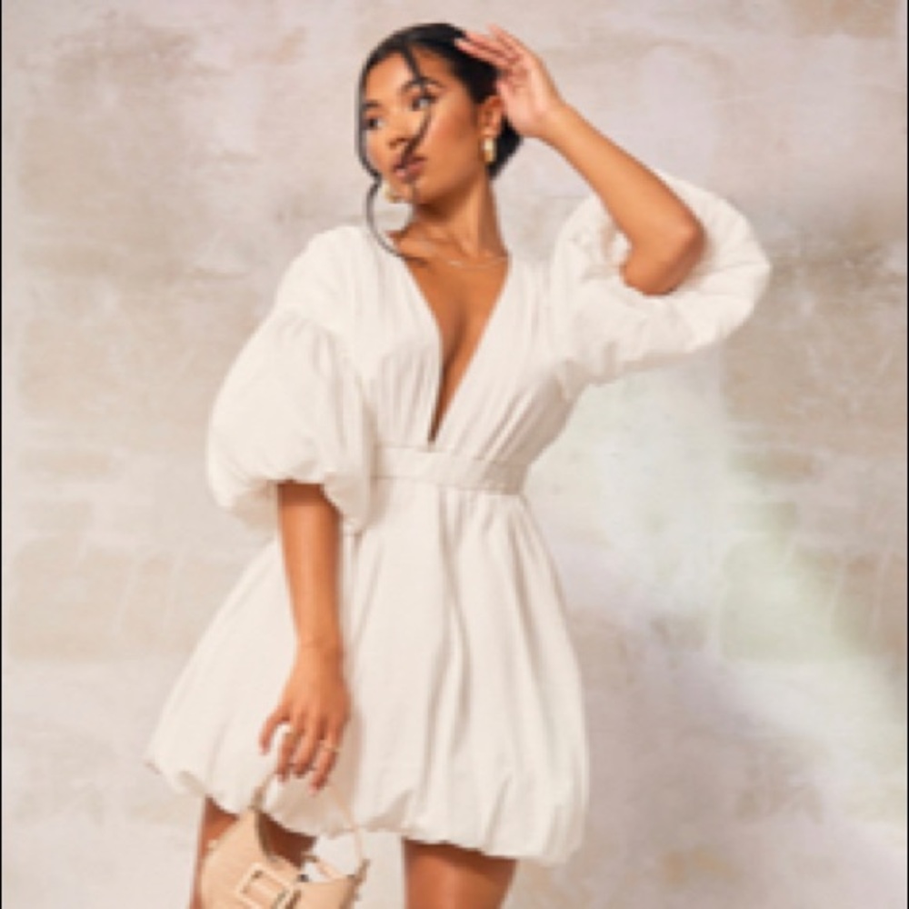 Pretty Little Things size US 6 white dress